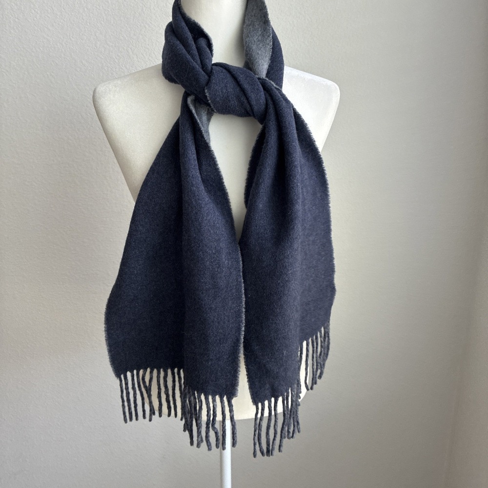 Vintage Polo Ralph Lauren Grey & Blue Reversible Lambswool Blend Fringe Scarf - Picture 5 of 13